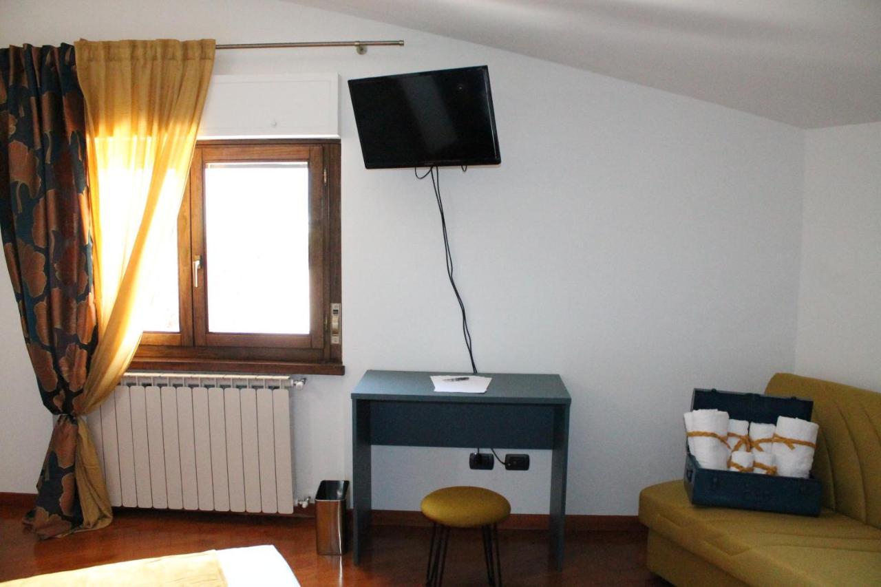 B&B La Casa Di Sirio Norcia Buitenkant foto