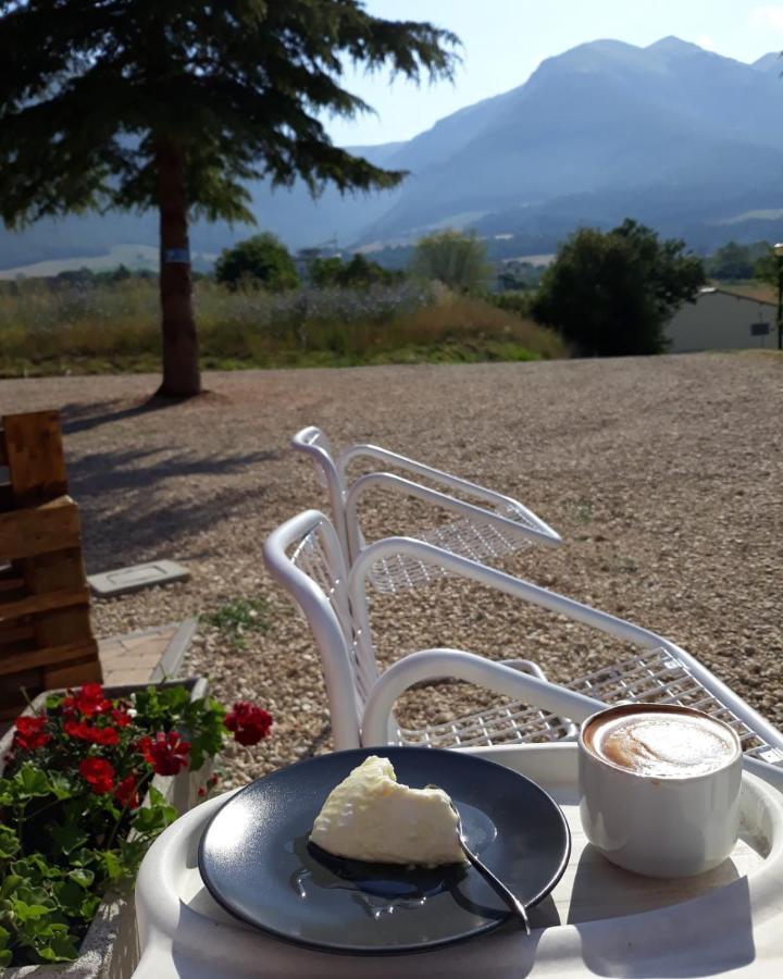 B&B La Casa Di Sirio Norcia Buitenkant foto