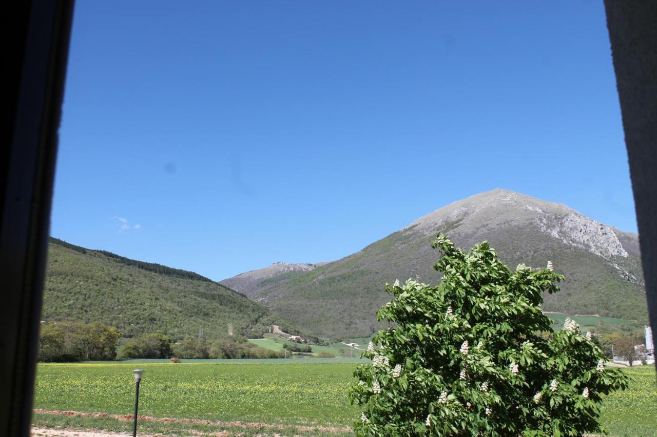 B&B La Casa Di Sirio Norcia Buitenkant foto