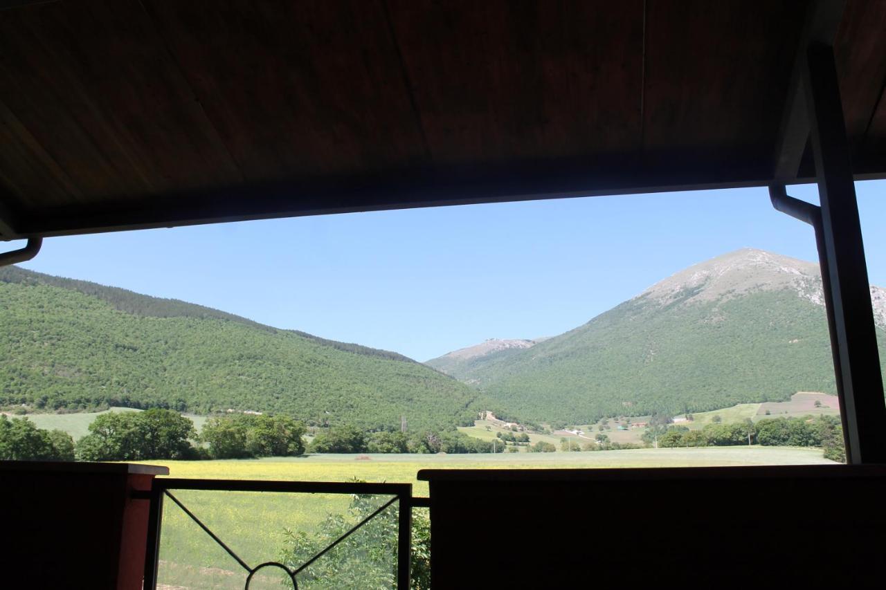 B&B La Casa Di Sirio Norcia Buitenkant foto